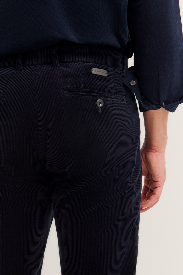 bugatti Cordhose »Modern Fit« mit Soft Touch & Stretch-Komfort