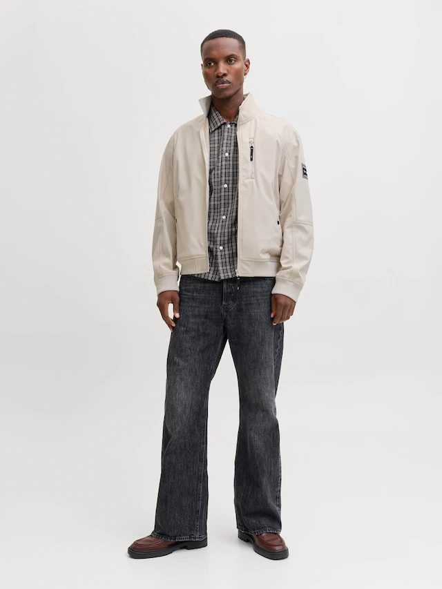 Jack & Jones Softshelljacke »JJEPARKER SOFTSHELL BOMBER SN« Softshelljacke, aus Polyester, modischer Fit, mit Brust-Reißverschluss