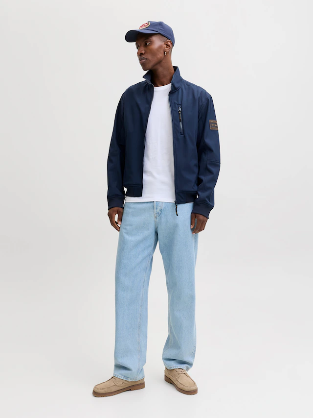 Jack & Jones Softshelljacke »JJEPARKER SOFTSHELL BOMBER SN« Softshelljacke, aus Polyester, modischer Fit, mit Brust-Reißverschluss
