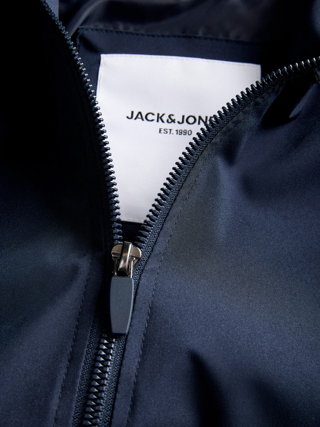 Jack & Jones Blouson »JJECHARGE LIGHT JACKET HOOD NOOS« mit Kapuze mit Kapuze