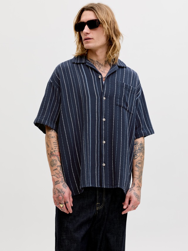 Jack & Jones Kurzarmhemd »JJEBRADLEY STRIPED RESORT SHIRT SS LN« Baumwolle, loose fit