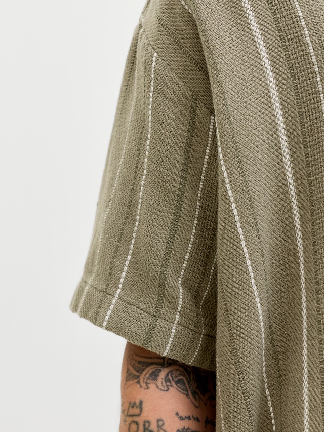 Jack & Jones Kurzarmhemd »JJEBRADLEY STRIPED RESORT SHIRT SS LN« Baumwolle, loose fit
