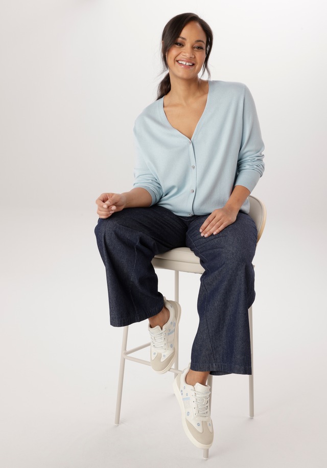 Aniston PLUS Strickjacke mit edlen Knöpfen