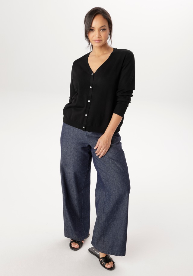Aniston PLUS Strickjacke mit edlen Knöpfen