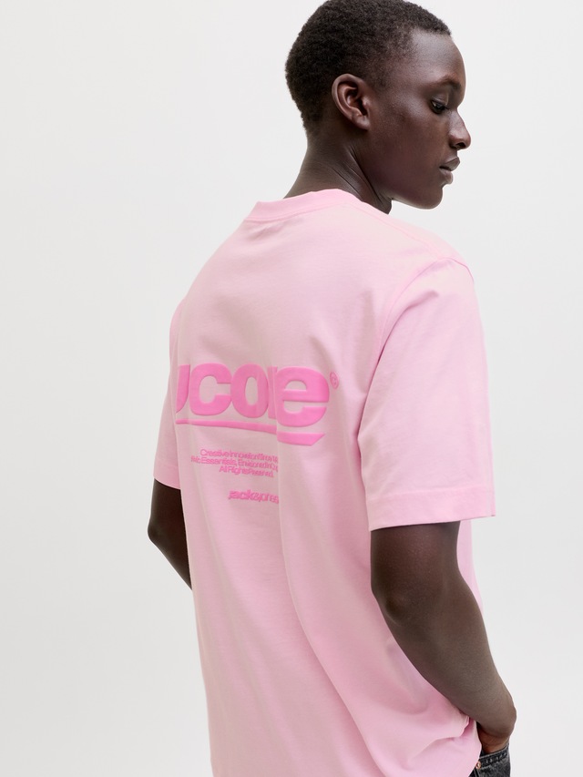 Jack & Jones T-Shirt »JCOCLUB BACK TEXT PRNT TEE SS CREW SN« mit Print