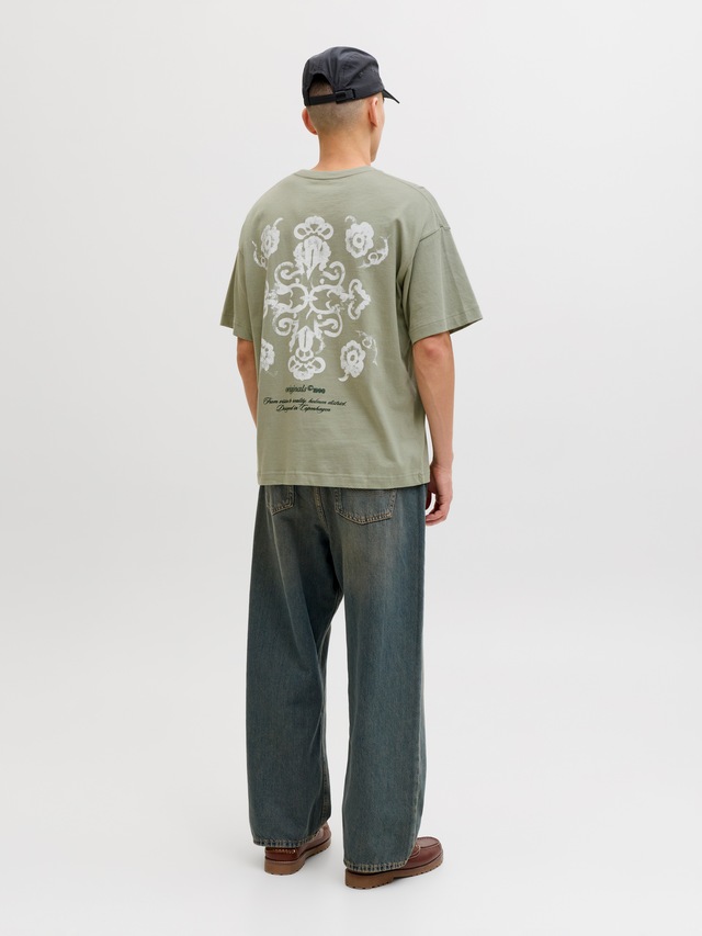 Jack & Jones T-Shirt »JORMONTAUK BACK GRAPHIC TEE SSCN EA26 SN« Baumwolle, locker geschnitten