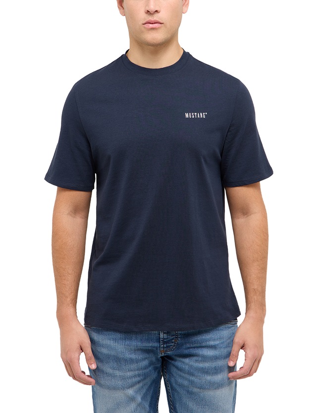 MUSTANG T-Shirt »Austin-Logo small« Regular fit, kleiner Markenschriftzug
