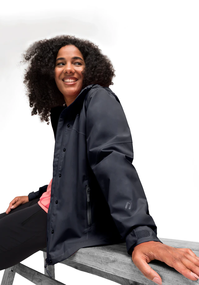 Maier Sports Allwetterjacke »Da-Jacke mTEX el. Metor rec W« atmungsaktiv, wind- und wasserdicht, mit abnehmbarer Kapuze