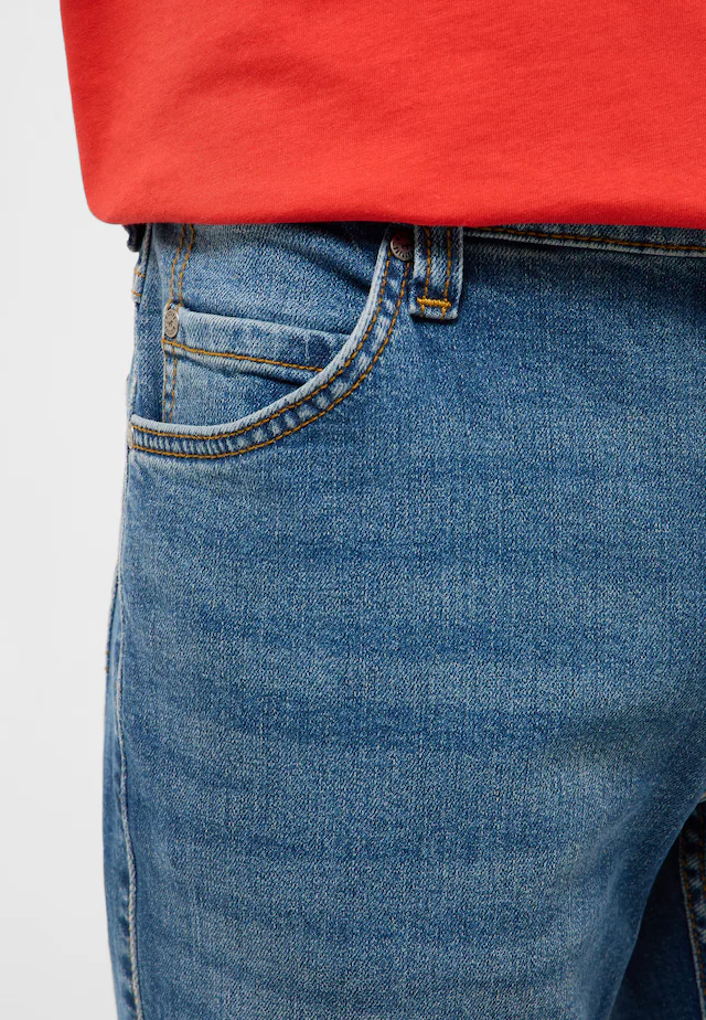 MUSTANG 5-Pocket-Jeans »Tramper Straight« mit mittelhohem Bund