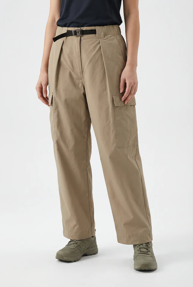 CMP Cargohose mit Cargotaschen, weite und lockere Passform, aus Polyester