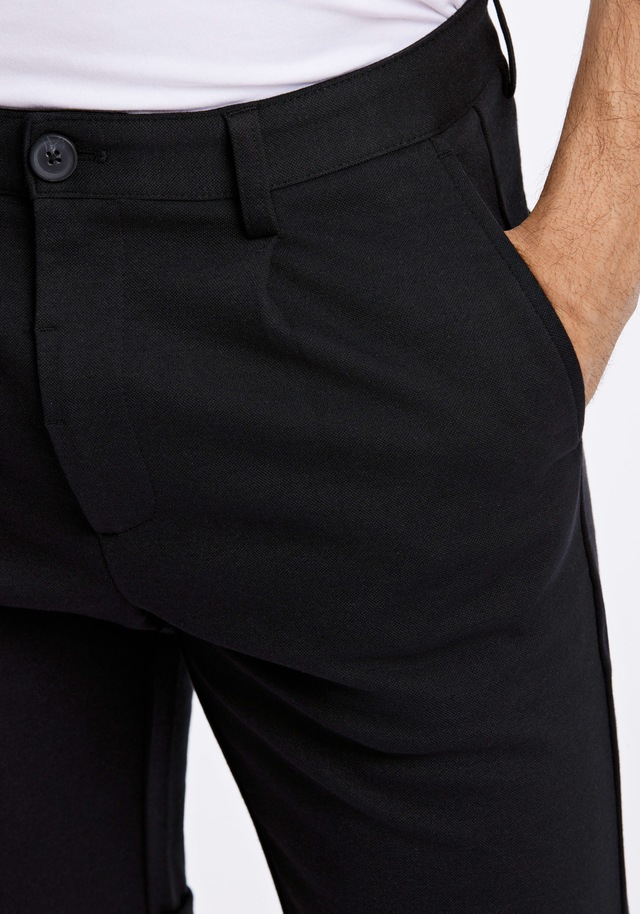 LINDBERGH Chinoshorts im Slim Fit und mit Viskose und Stretch