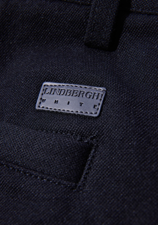 LINDBERGH Chinoshorts im Slim Fit und mit Viskose und Stretch