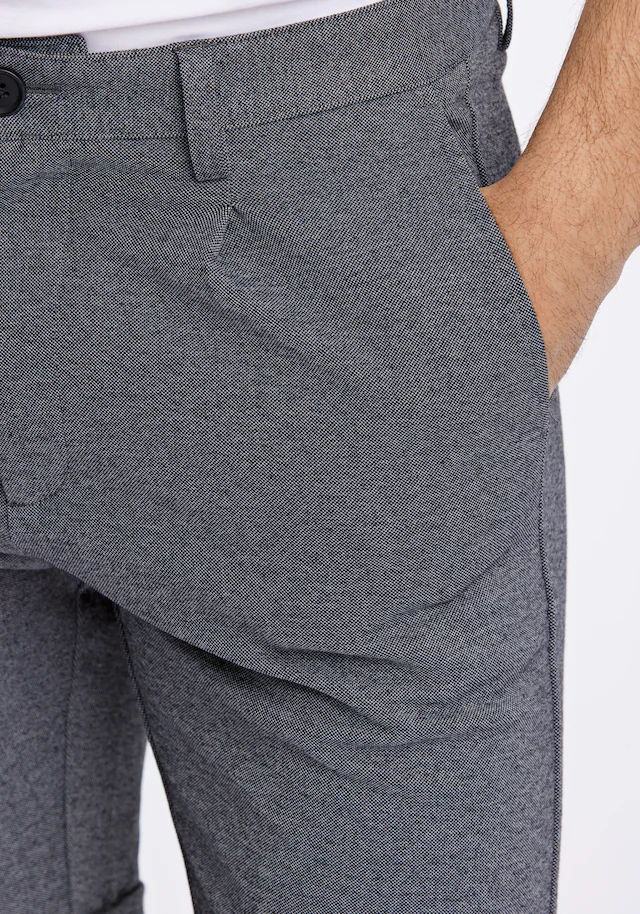 LINDBERGH Chinoshorts im Slim Fit und mit Viskose und Stretch