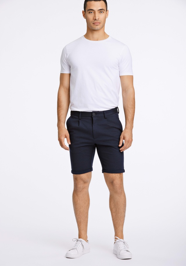 LINDBERGH Chinoshorts im Slim Fit und mit Viskose und Stretch