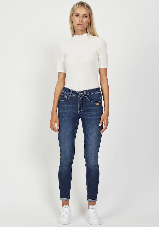 GANG Relax-fit-Jeans »94AMELIE« mit Used-Effekten