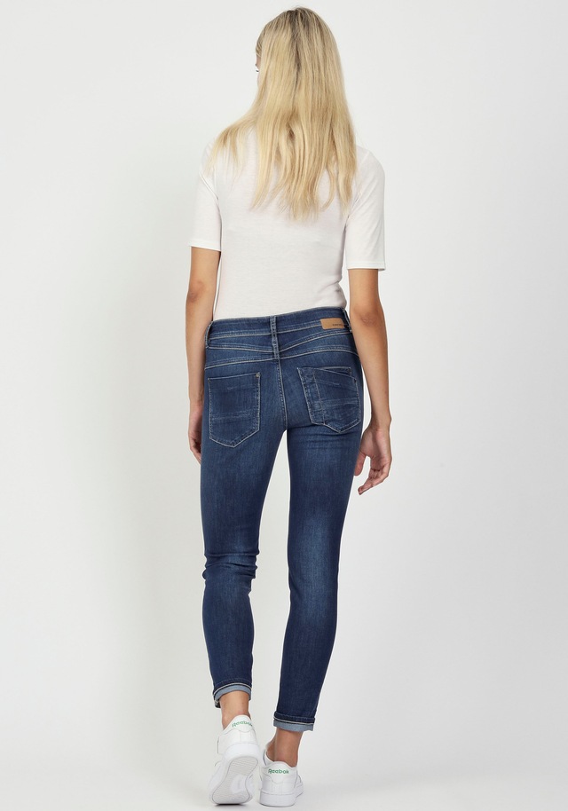 GANG Relax-fit-Jeans »94AMELIE« mit Used-Effekten