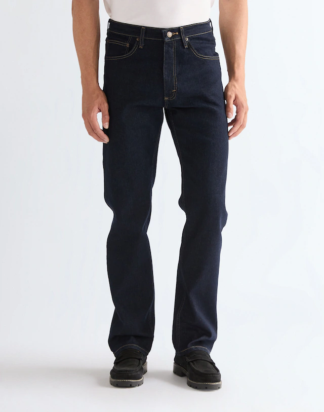 Wrangler Straight-Jeans »Foundation« aus elastischer Baumwollmischung
