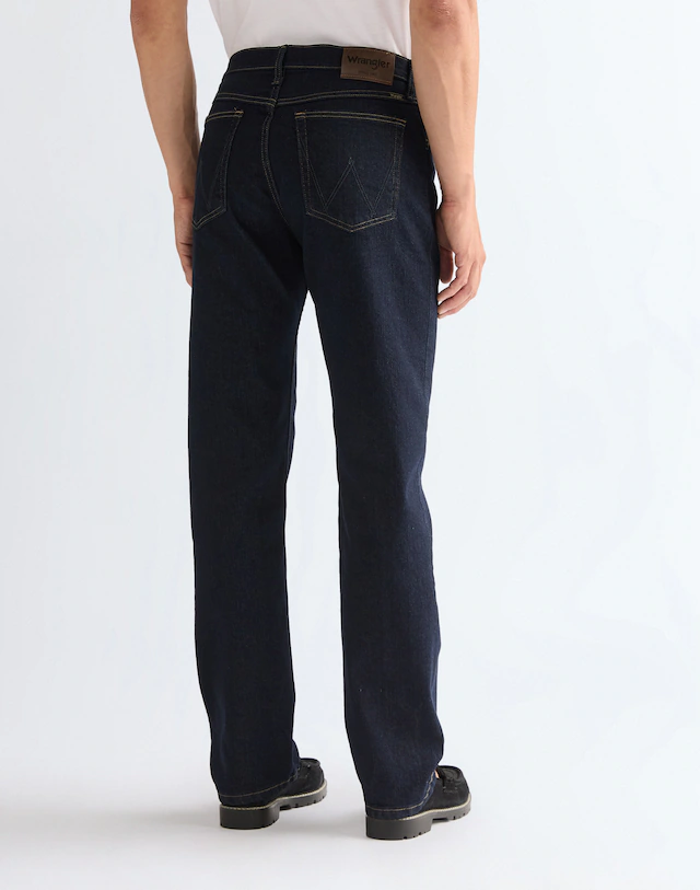 Wrangler Straight-Jeans »Foundation« aus elastischer Baumwollmischung
