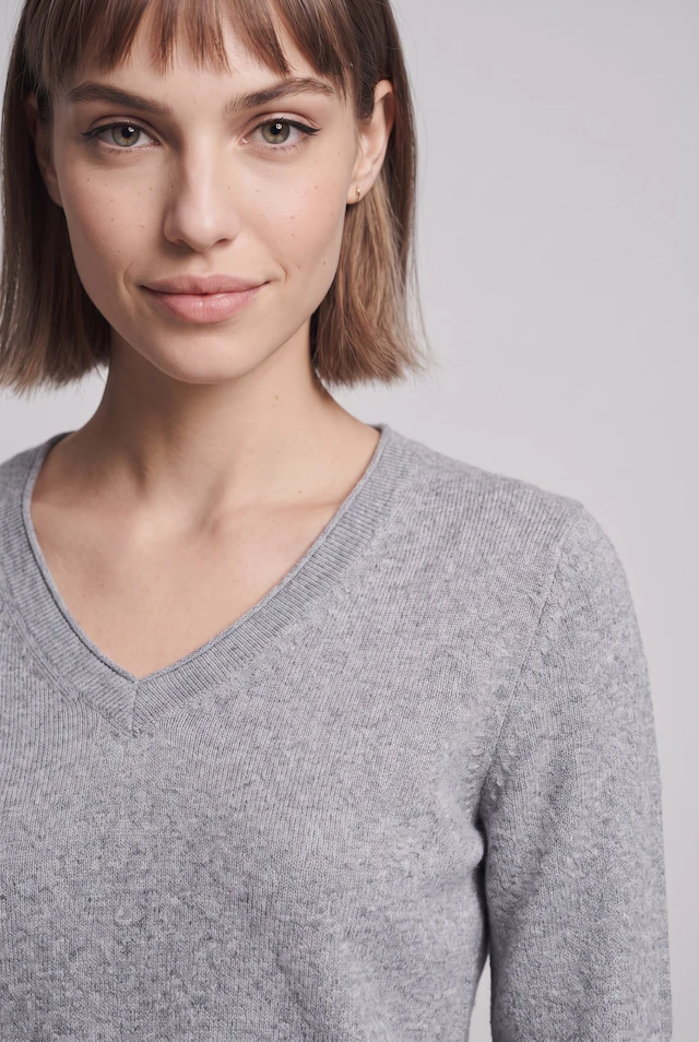 ONLY V-Ausschnitt-Pullover »ONLLOYAL LIFE LS V-NECK PULLO KNT NOOS« Materialmix
