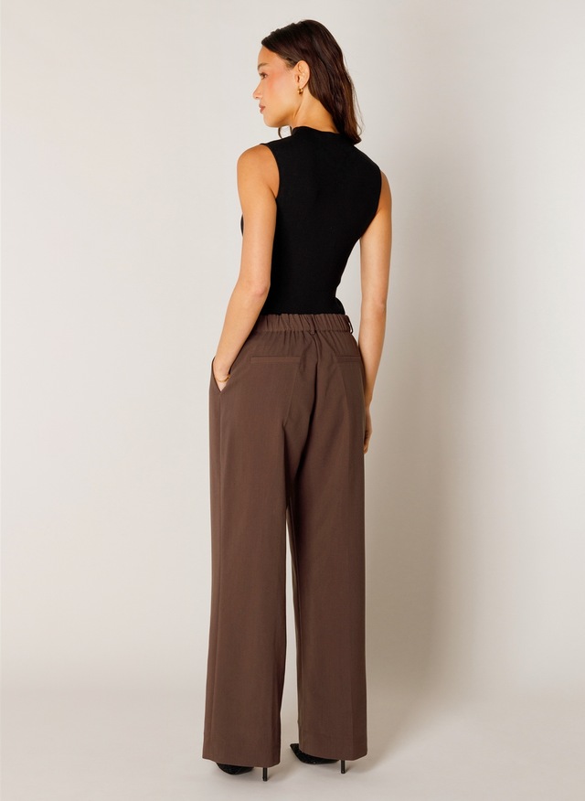 Base Level Bundfaltenhose »Yuna« mit Bundfalte und weitem Bein