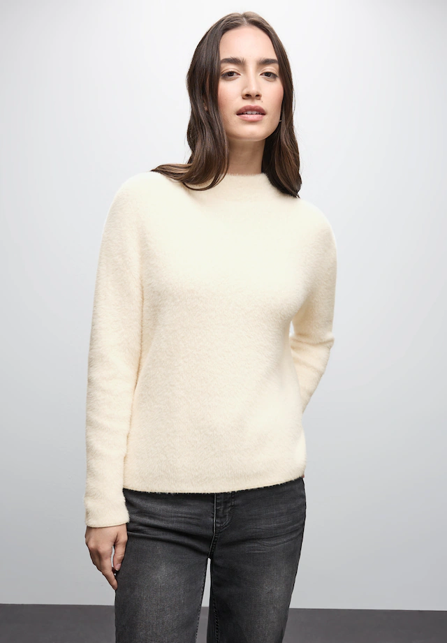 STREET ONE Stehkragenpullover aus softem Materialmix