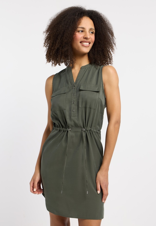 Ragwear Sommerkleid »ROISSIN« Brusttaschen Viskosemischung mit Brusttaschen, Taillenband und Anti-Knitter-Finish