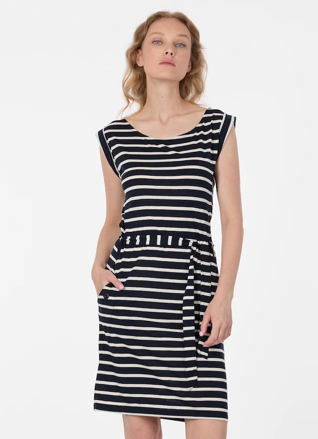 Ragwear Minikleid »TAGG STRIPES« 2 tlg. Eingrifftaschen Fließende Viskosemischung mit Streifen und Bindeband