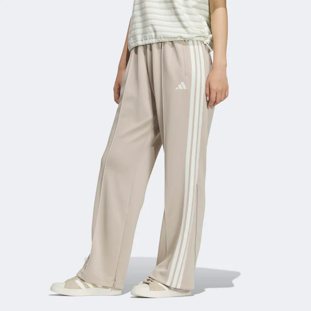 adidas Sportswear Sporthose »STSV TRACK PANTS« mit Gummizug, normal-weite Passform, aus Polyester