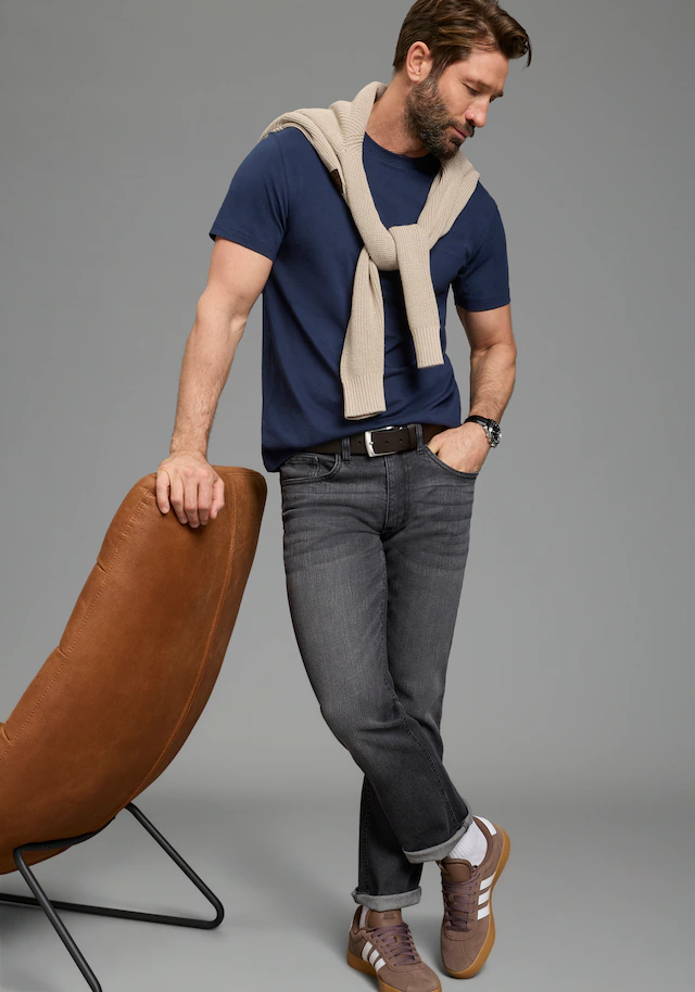 Man's World Rundhalsshirt »Neue Kollektion!« Regular Fit, kurzarm, mit Brusttasche, unifarben