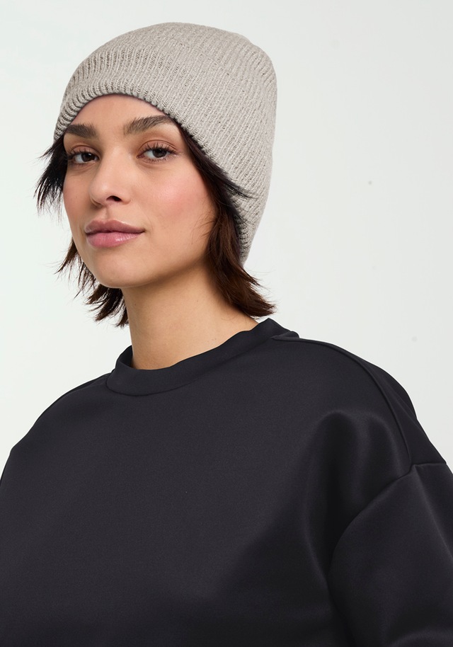 Jack Wolfskin Beanie »FUZZY BEANIE« Strickmütze, superweich, urbaner Look