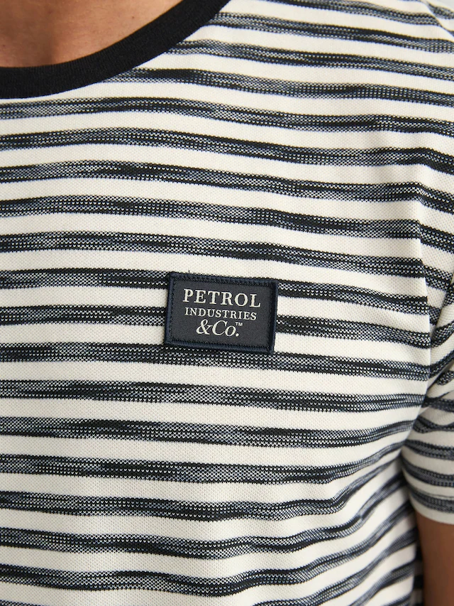 Petrol Industries T-Shirt »Men T-Shirt« mit Logo Stickerei