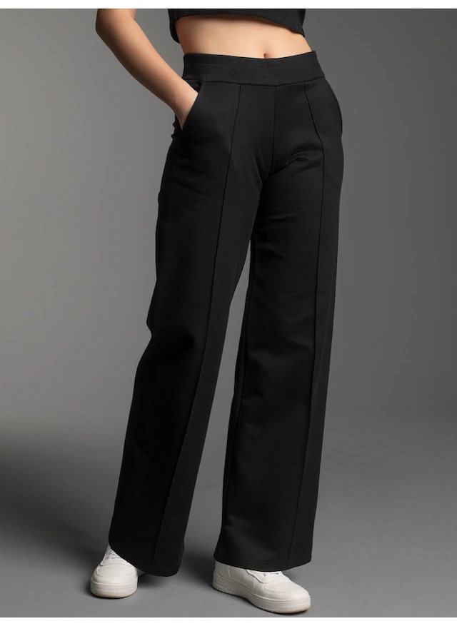 Trigema Jerseyhose »TRIGEMA Freizeithose mit weitem Bein und hohem Bund«