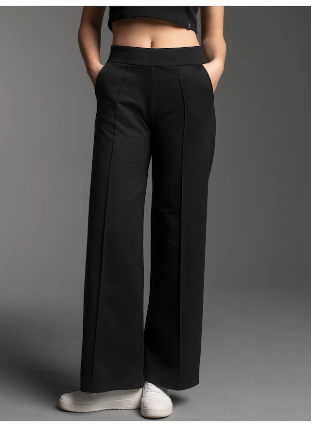 Trigema Jerseyhose »TRIGEMA Freizeithose mit weitem Bein und hohem Bund«