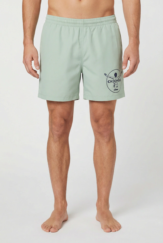 Chiemsee Badeshorts »Swim Shorts Jadeite« aus Baumwolle und Polyester, bequeme Passform, sportliche Schnittform