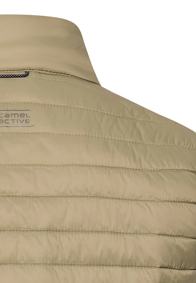 camel active Steppweste mit Stehkragen und Reißverschluss