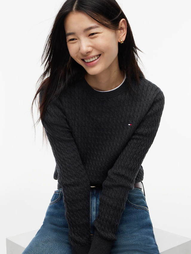 Tommy Hilfiger Rundhalspullover »CO CABLE C-NK LS SWEATER« Baumwolle, mit Zopfmuster, Regular Fit