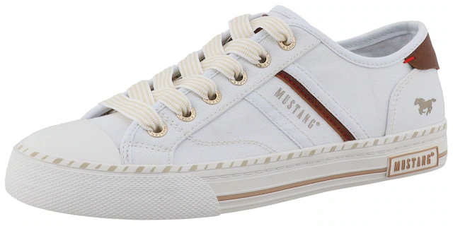 Mustang Shoes Slip-On Sneaker »Magdalena« Slipper, Halbschuh mit Kontrastbesatz und Logoschriftzügen