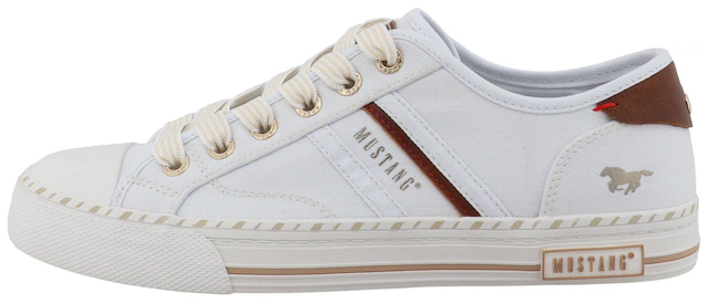 Mustang Shoes Slip-On Sneaker »Magdalena« Slipper, Halbschuh mit Kontrastbesatz und Logoschriftzügen