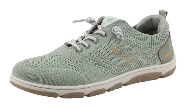 Mustang Shoes Slip-On Sneaker »Sue« Freizeitschuh, Halbschuh, Slipper mit Logoschriftzügen