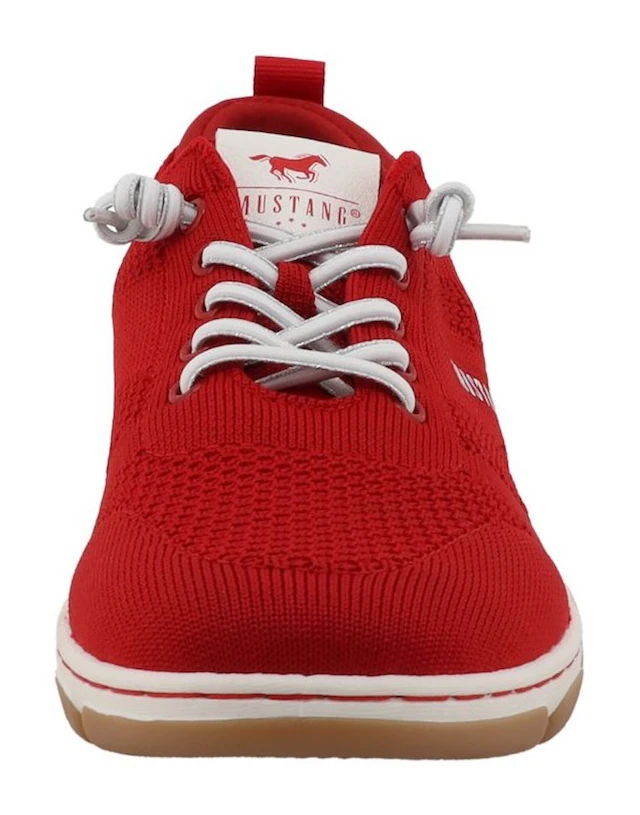 Mustang Shoes Slip-On Sneaker »Sue« Freizeitschuh, Halbschuh, Slipper mit Logoschriftzügen