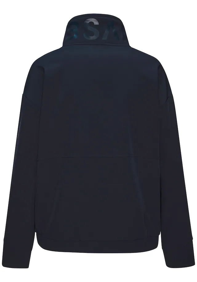 Elbsand Softshelljacke mit hohem, verstellbaren Kragen