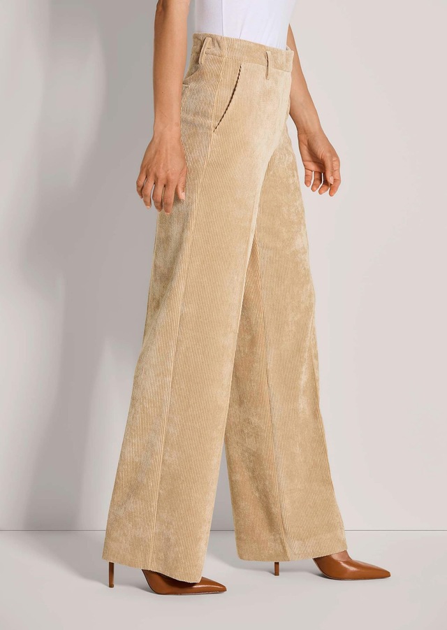 MADELEINE Cordhose »Cordhose Weite Cordhose mit Bügelfalten« Weite Cordhose mit Bügelfalte