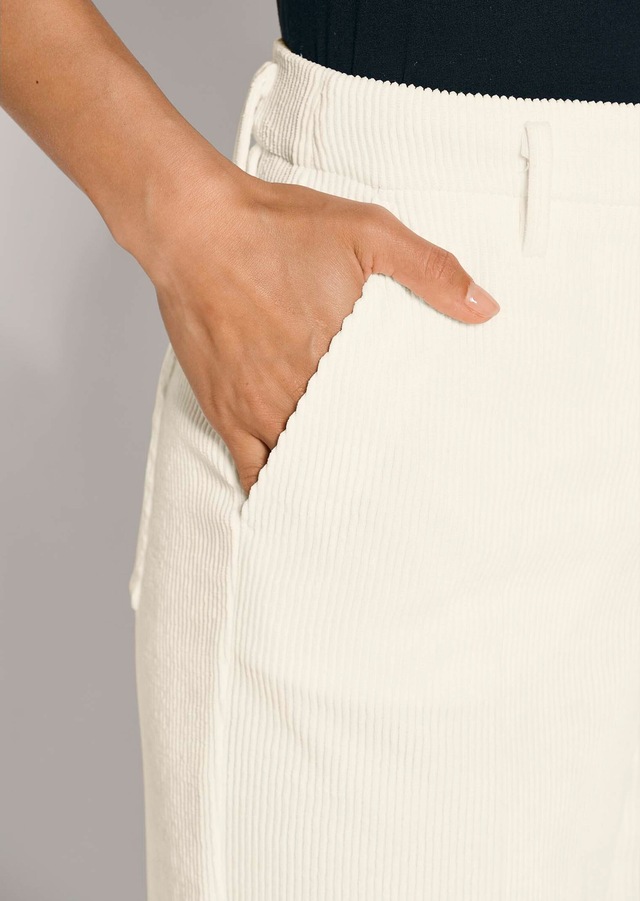 MADELEINE Cordhose »Cordhose Weite Cordhose mit Bügelfalten« Weite Cordhose mit Bügelfalte