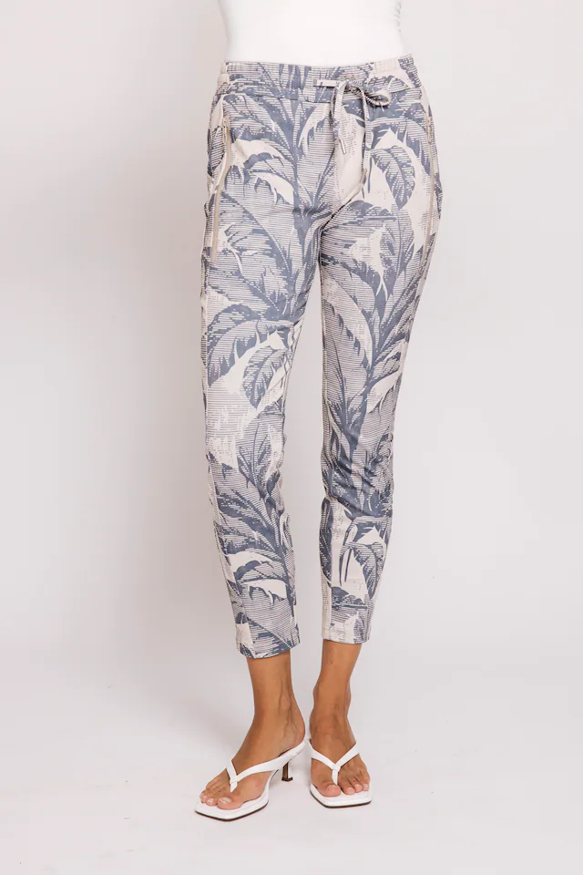 Zhrill Stoffhose »ZHCHIARA CASUAL« schmale Passform, für den Alltag, mit Bindeband und Gummizug