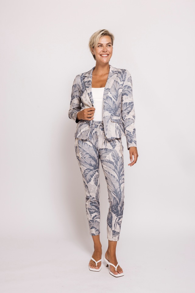Zhrill Stoffhose »ZHCHIARA CASUAL« schmale Passform, für den Alltag, mit Bindeband und Gummizug