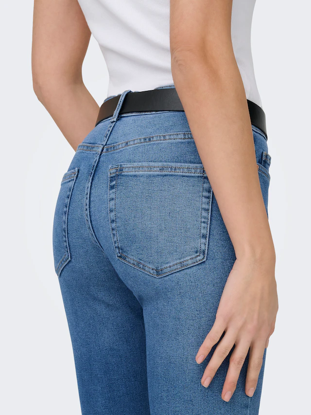 ONLY Skinny-fit-Jeans »ONLSUMI MID WAIST KNEE DES SK DNM BOX« Destroyed Effekte