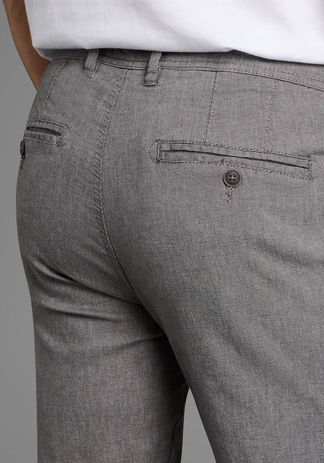 Man's World Chinohose leichte Struktur im Gewebe