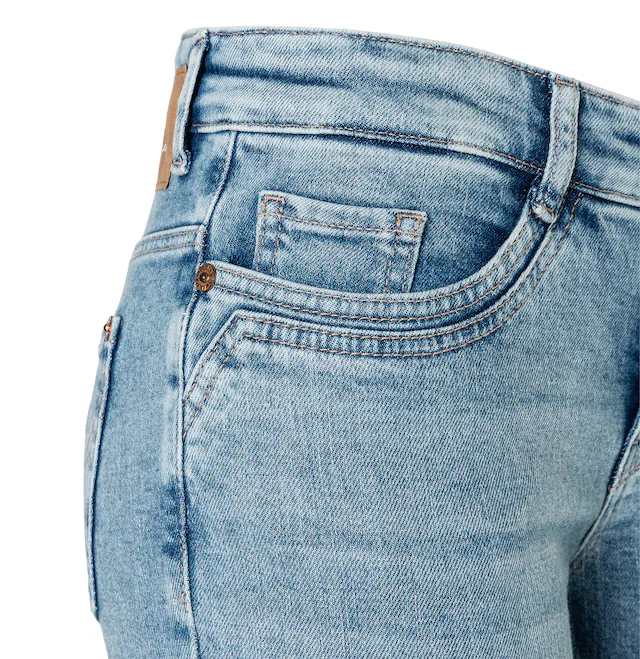 MAC Bootcut-Jeans »DETROIT flared« Aufwendig gearbeitete Details an den Vordertaschen