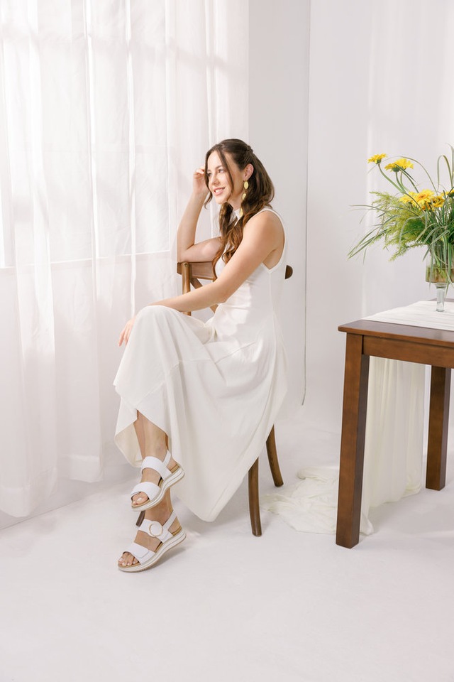 Remonte Plateausandale Sommerschuh, Sandalette mit Softfußbett und zwei Klettverschlüssen