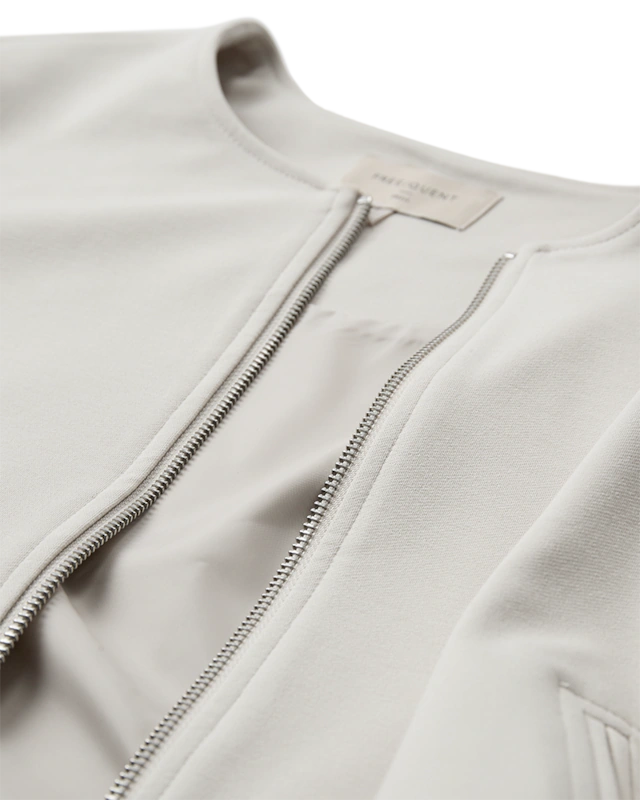 FREEQUENT Blouson »FQNANNI-JACKET« ohne Kapuze ohne Kragen, mit Reißverschluss